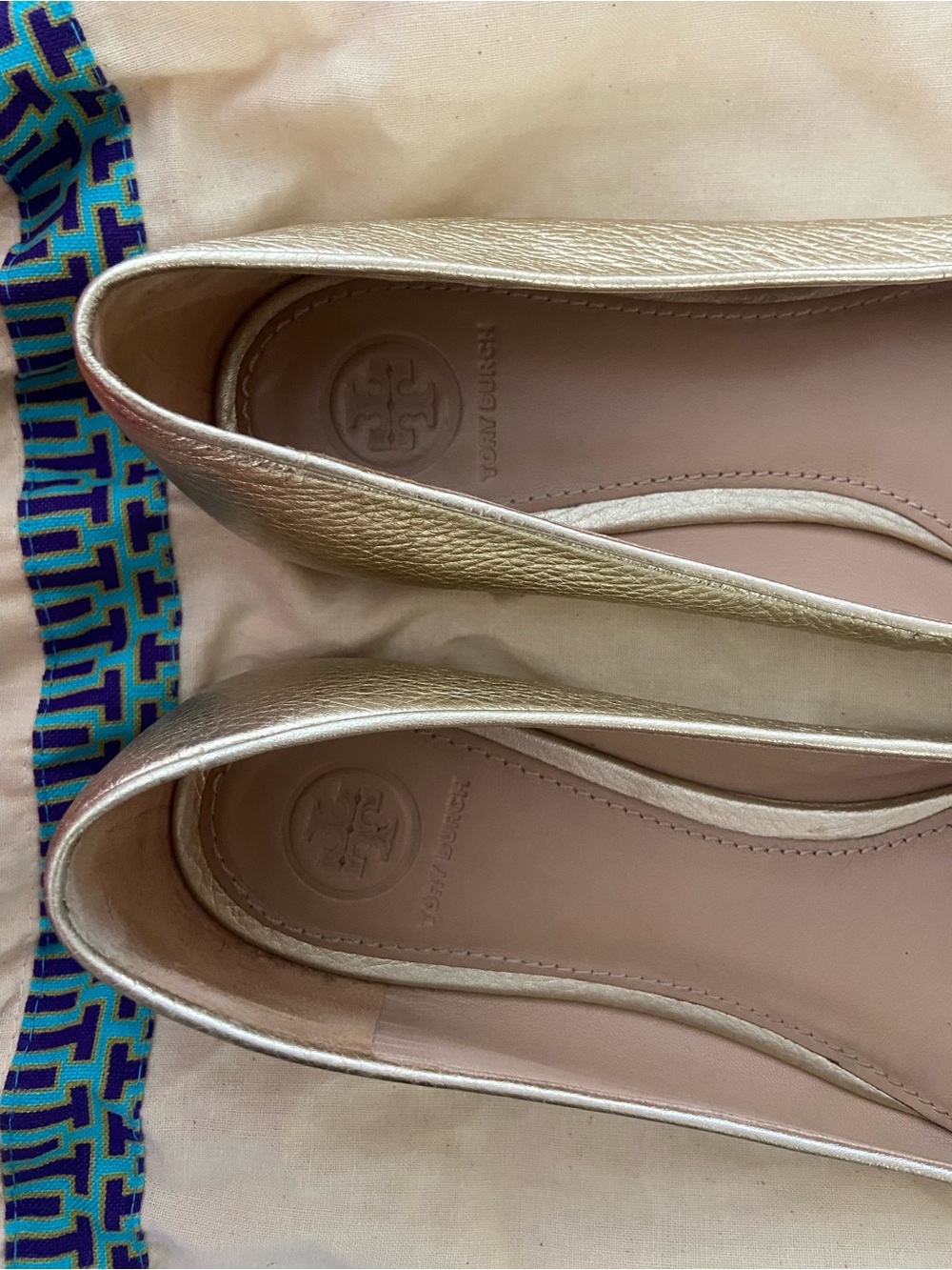 Tory Burch Metallic Gold Logo Ballet Flats - Picture 6 of 12